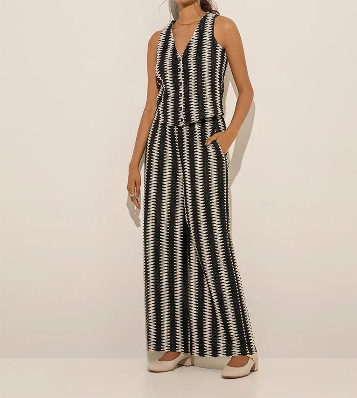 Black & White Printed Cotton Solid Co-Ord Set for Women