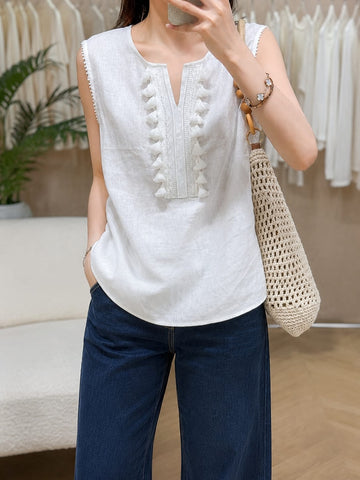 Women fashionable white cotton top sleeveve less